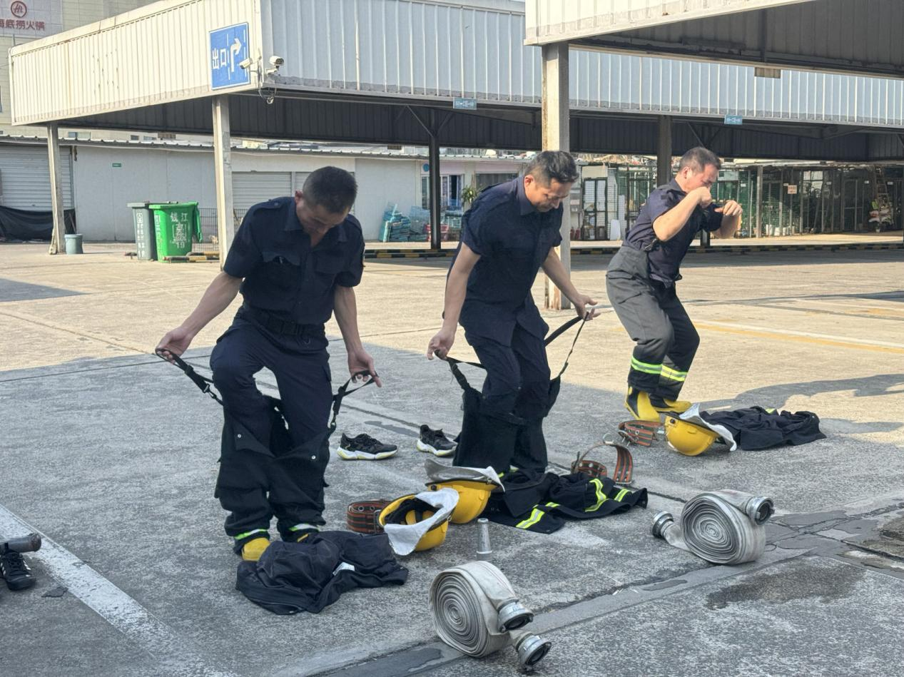 ���Ρ�����ǽ����Ǯ���̳ǻ�����ս�����˶���