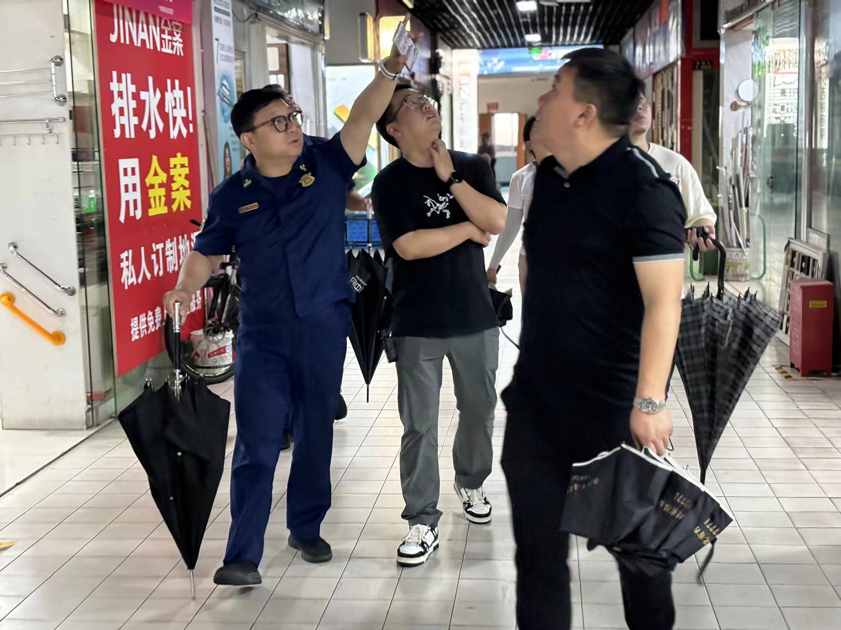 ��������������߷ü�����������ǲ������г�