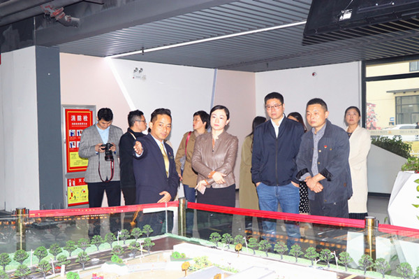 ®����ί��ί��������������һ��ݰ��®���������ǲ������Ĵ�԰����