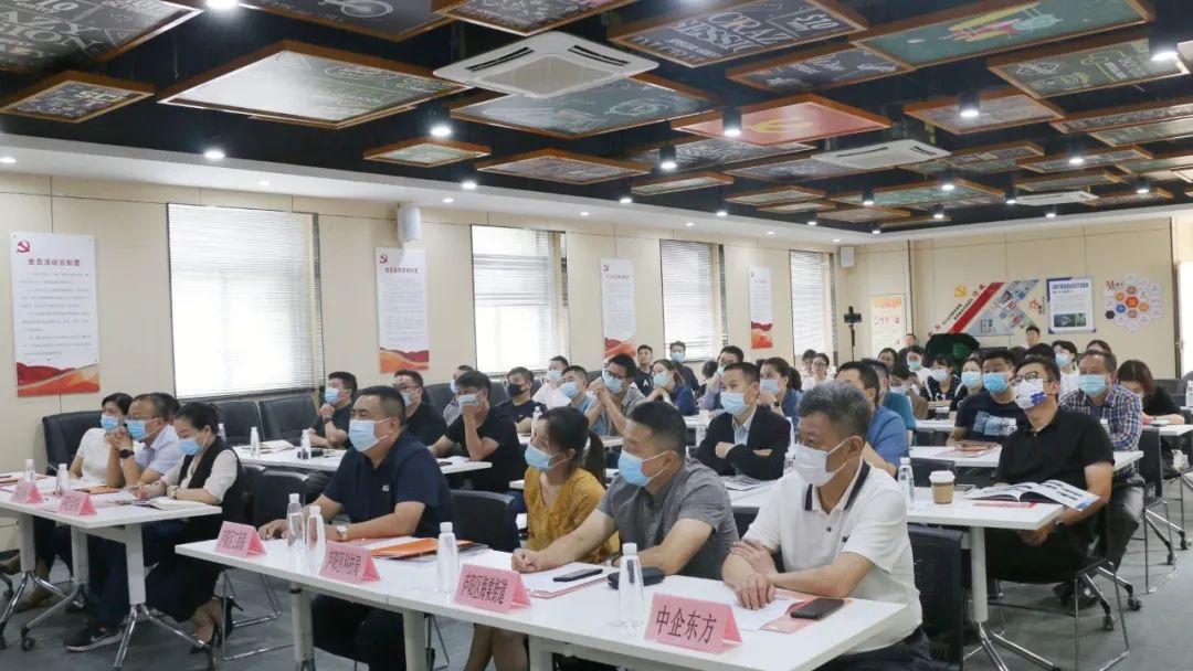 �����������������ǰ�������׽�®����������������®���������ǲ������Ĵ�԰����