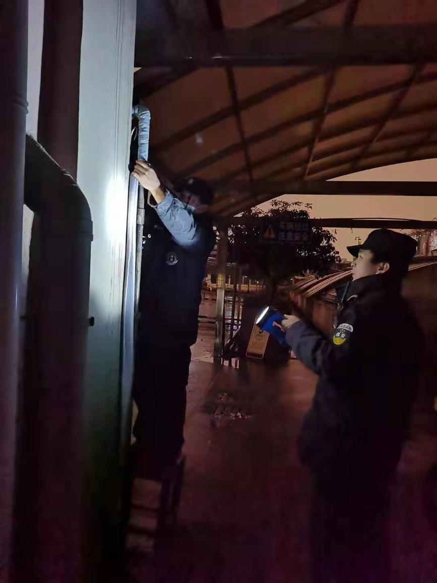 Ǯ���̳ǻ������÷�����������