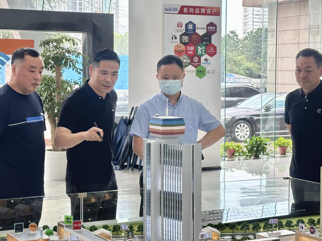 ��������ί��ί�����������Ի�һ��ݰ�ٰ����Ϲ��355��Ŀ����