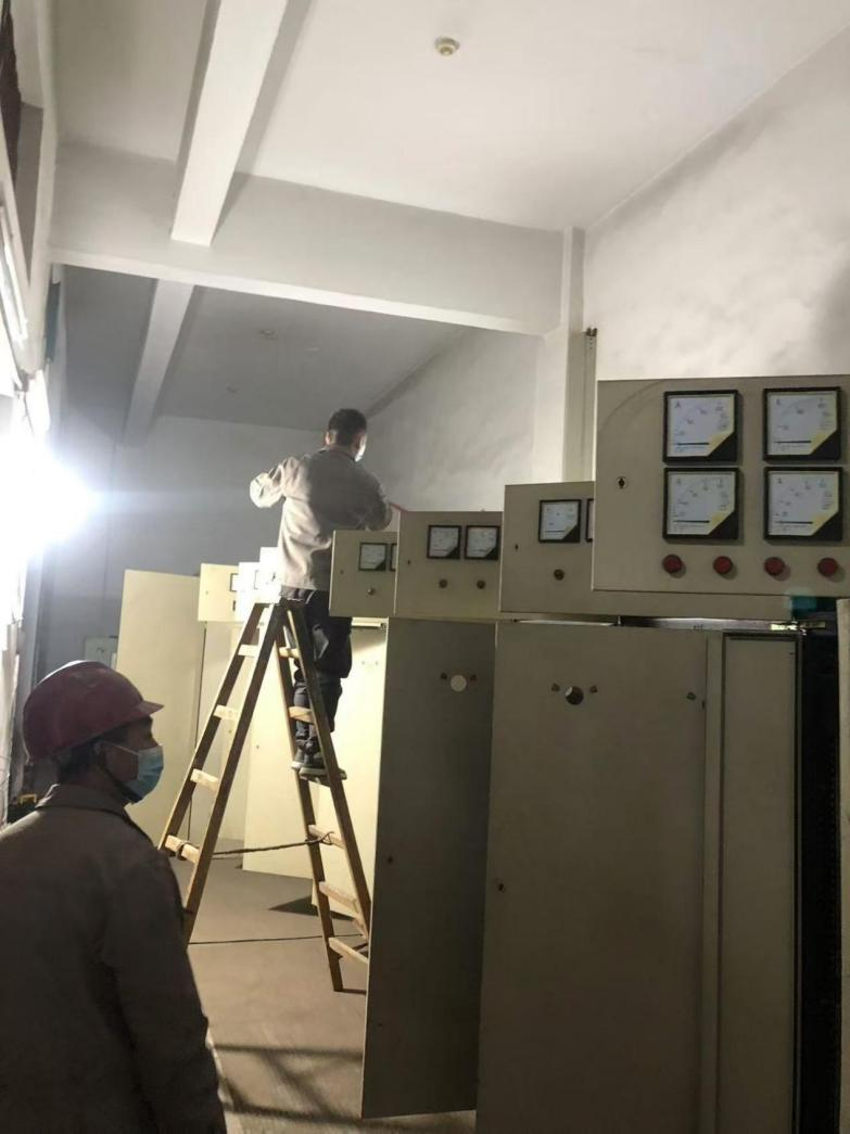 Ǯ���̳���ҵ����չ������ά����������