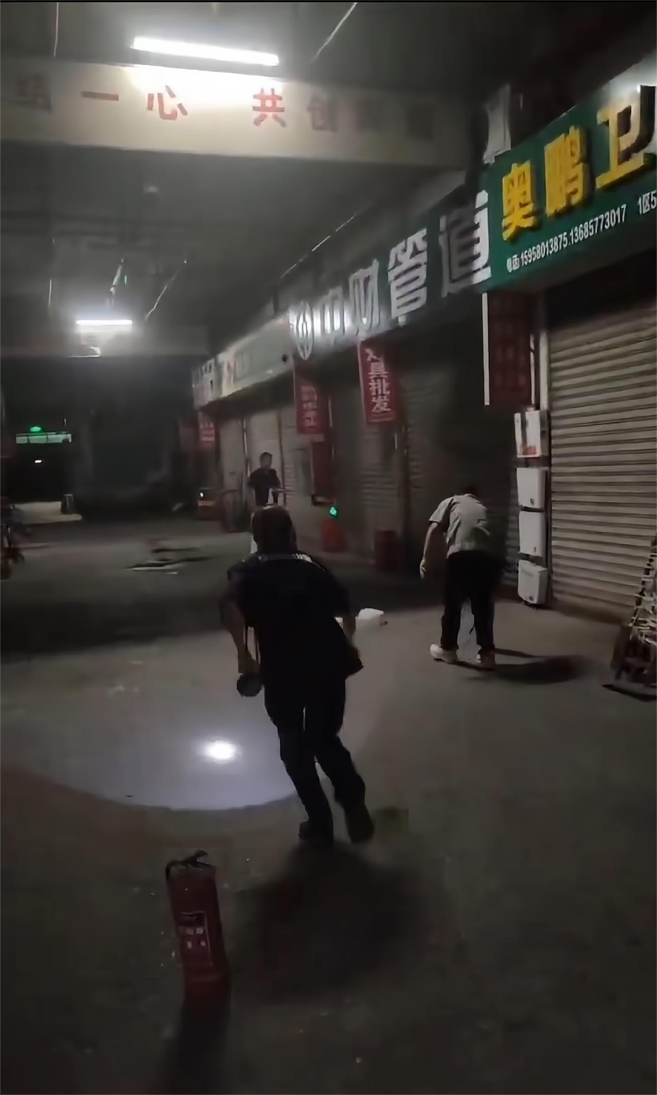 ҹĻ�µ�����Ӧ������