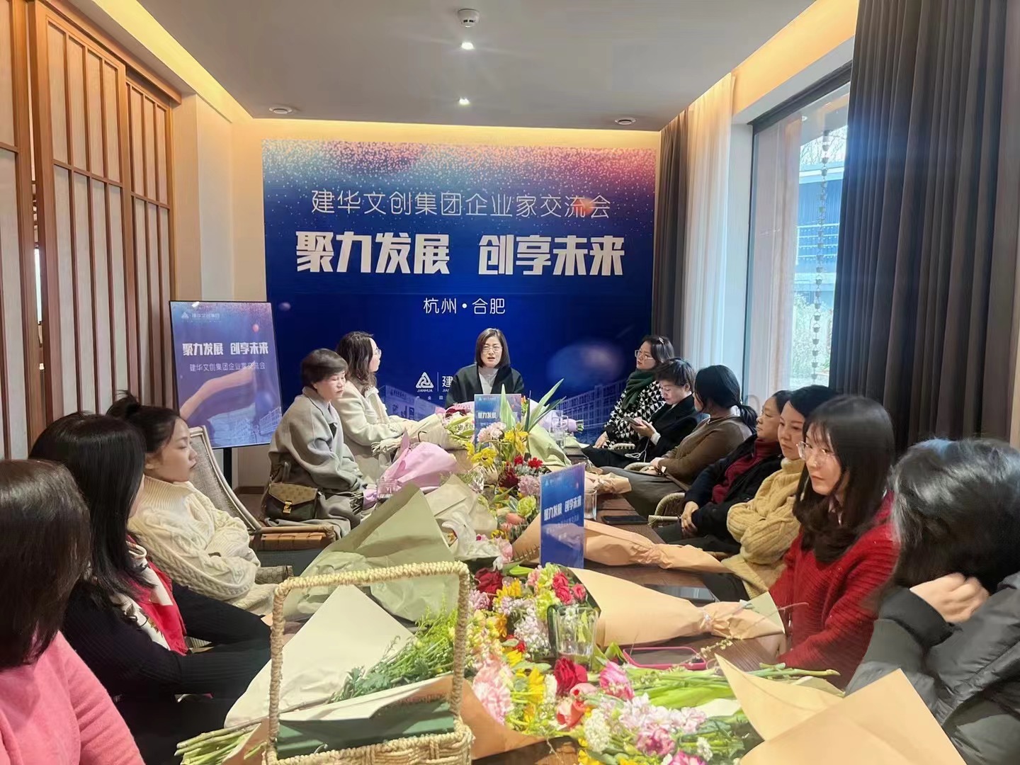 �������ǲ������Ĵ����ſ�չ�조���ˡ�Ů��ҵ�ҽ�����