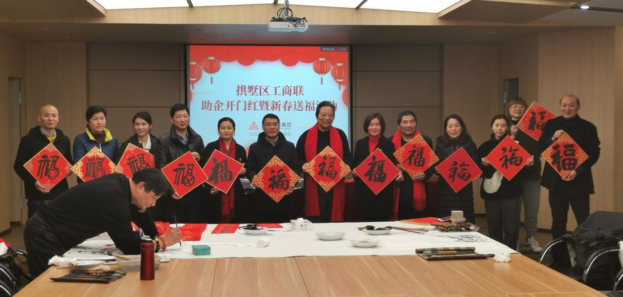 ��������������չ�����ź����´��͸��˶�