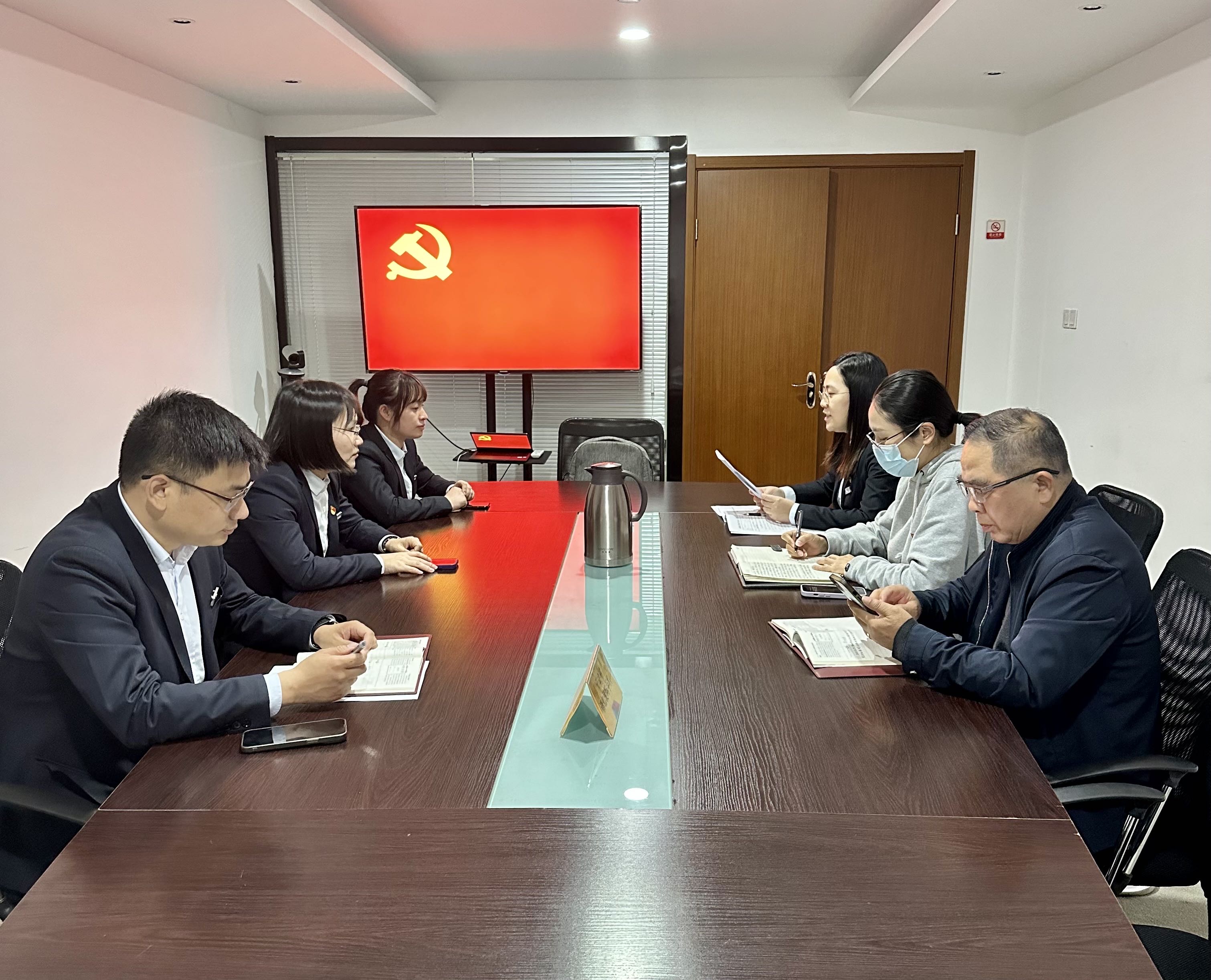 ˮ���ǵ�֧����չ3�µ�Ա����