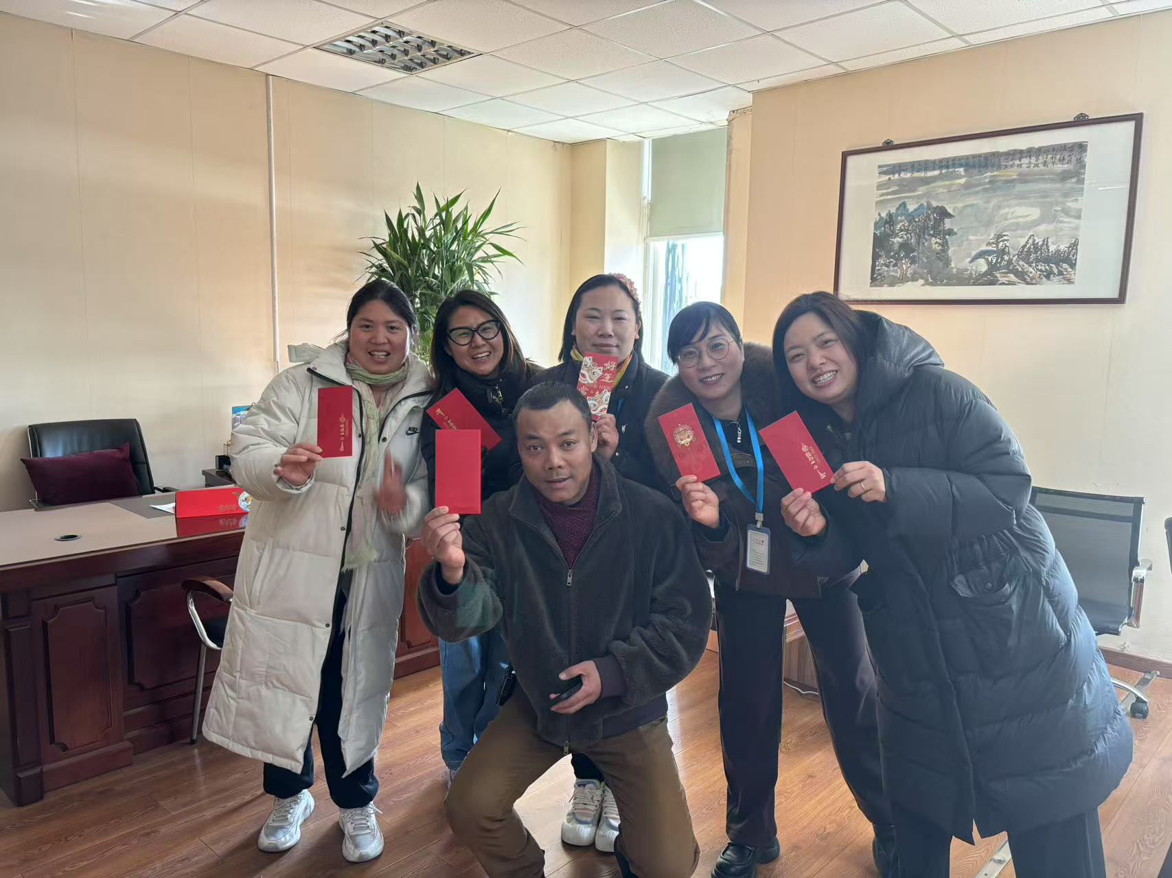 �������ǲ������г����Ŵ� ��·����������