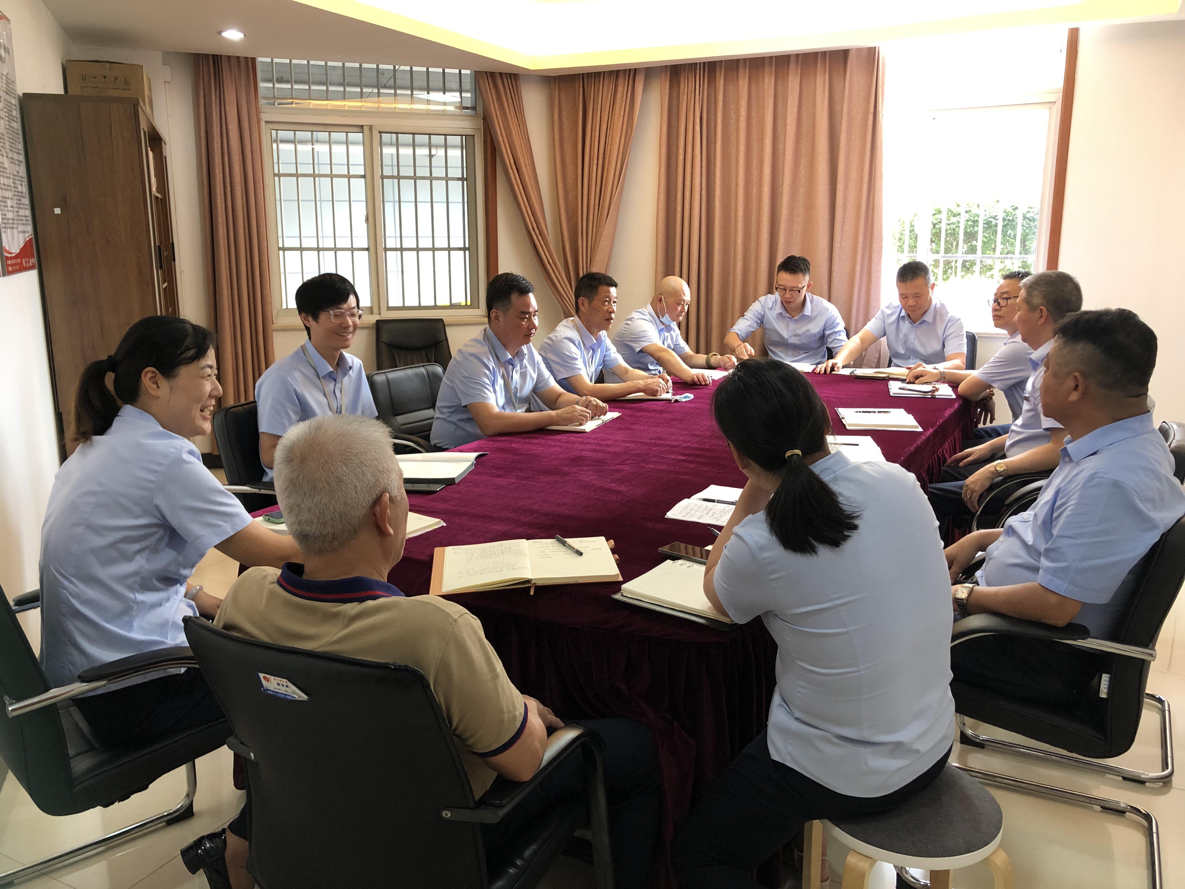 Ǯ���̳��ٿ�����������鼯��