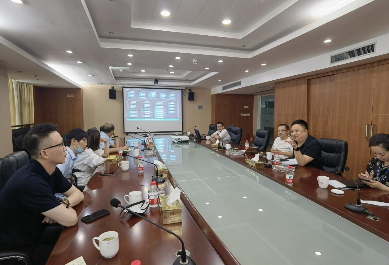 ѧ�Ƚ������Ƚ���Ǯ���̳Ǹ������й�Ƥ��ǿ���ѧϰ���ܻ��������ֻ�ת��