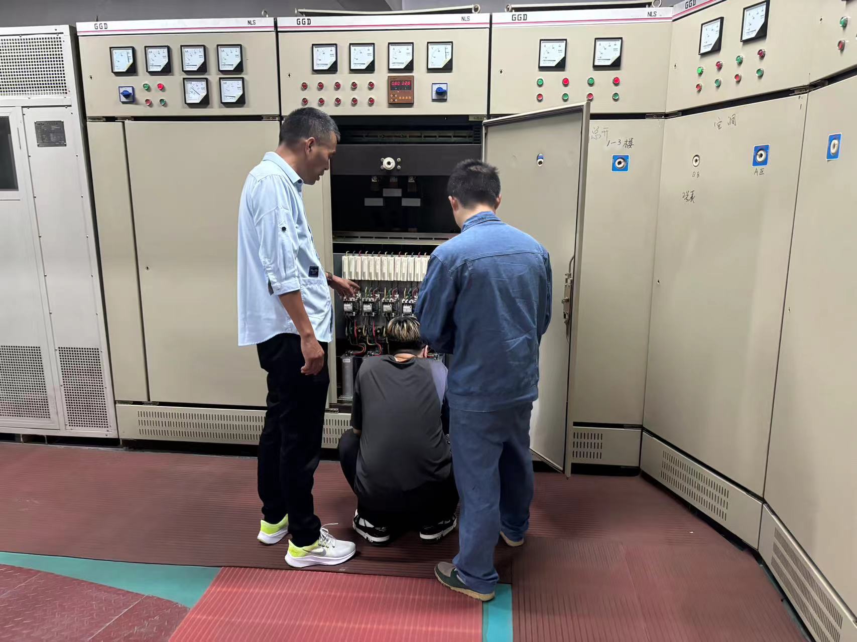 ϸ����º��豸���� ȷ���õ�����