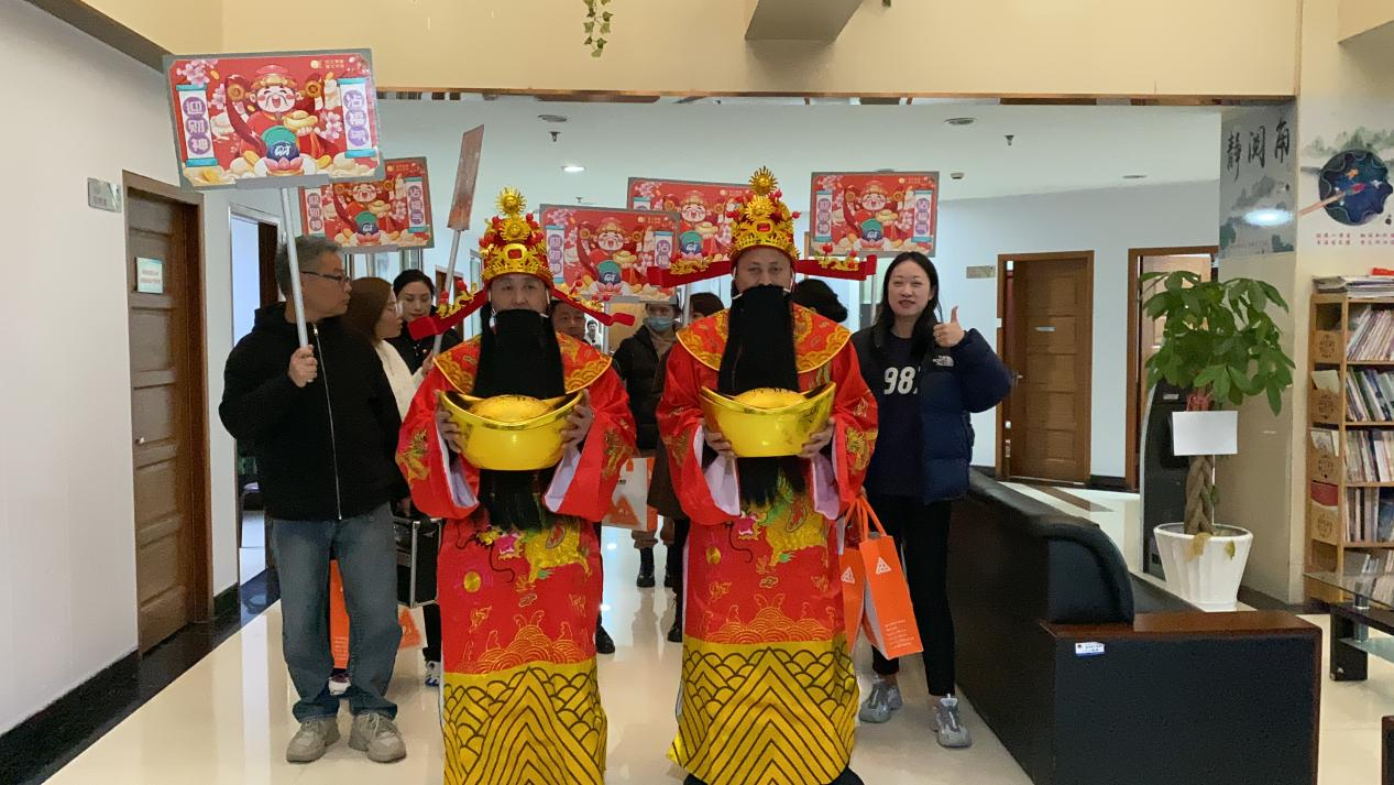 ����ʮ��Ԫ����������������Ӹ���