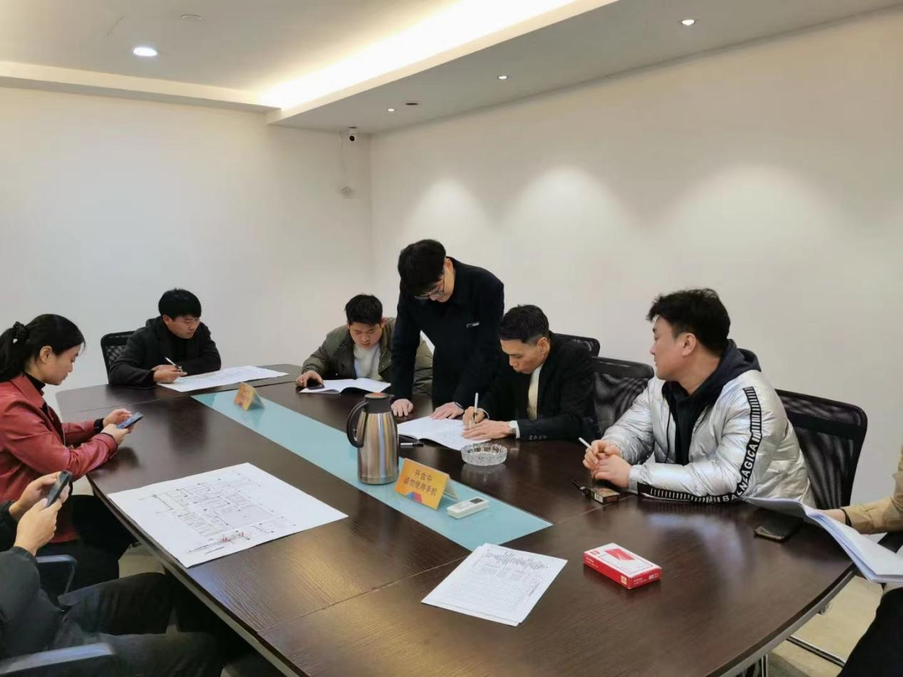 �ֵܵ�λ��������Я�ֹ���������