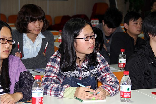 20131108԰����֧���ٰ�2013�굳��Ա������ѵ�� (4).jpg