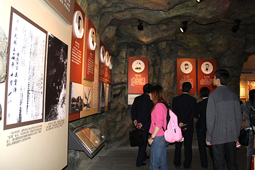 20140328�������ǲ������Ĵ�԰��֧�������ڼ�ɨ�ƾ�ɽ������ʿĹ (2).jpg