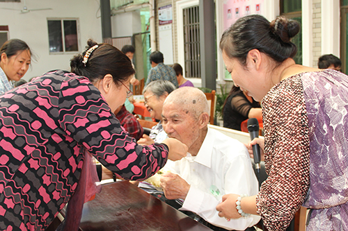 �������ǲ������Ĵ�԰��֧����ί�߷�ο���߹ŵ��������� (5).jpg