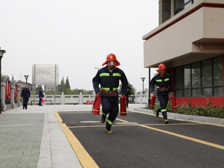 2020年塘栖镇微型消防站业务技术大赛2.png 2020年塘栖镇微型消防站业务技术大赛2.png