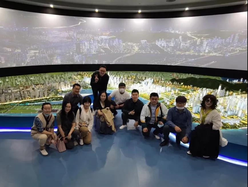 ³ö·Ã9.jpg ³ö·Ã9.jpg