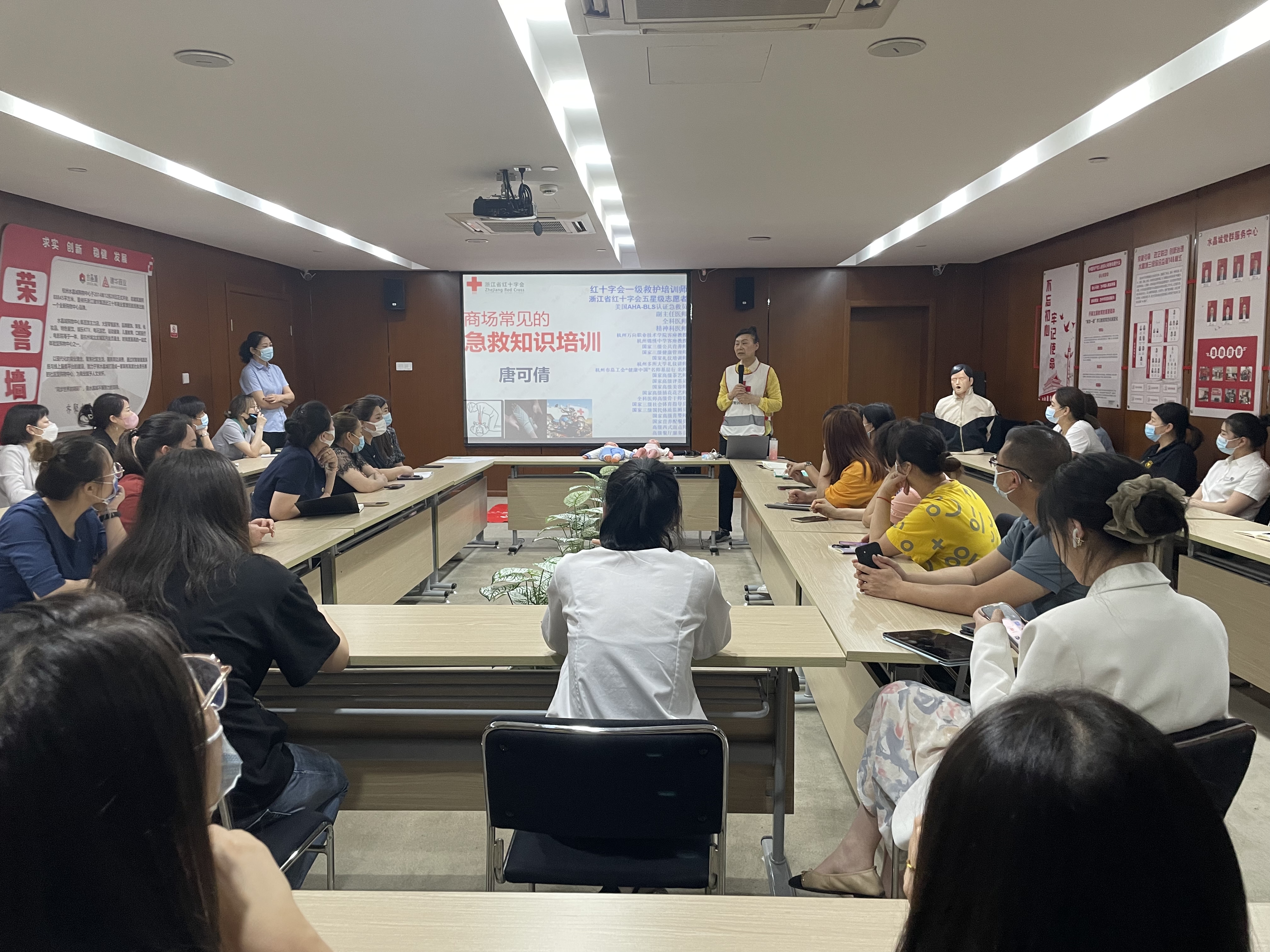 e3c27f95d51ffa6170a7423c6489f73.jpg e3c27f95d51ffa6170a7423c6489f73.jpg